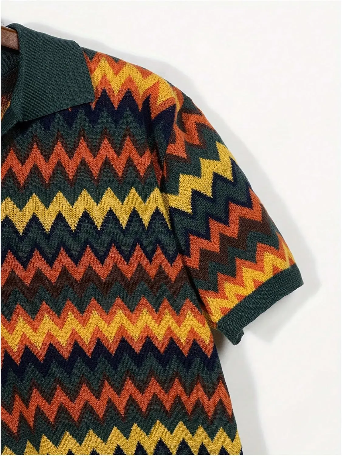 Milumia Men's Colorblock Chevron Print Collared V Neck Short Sleeve Sweater Tops