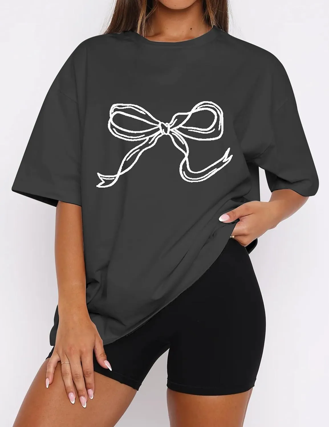 MISSACTIVER Women’s Oversized Bow Graphic T-Shirt Drop Shoulder Short Sleeve Graphics Tee Shirt Casual Outfit Going Out Top