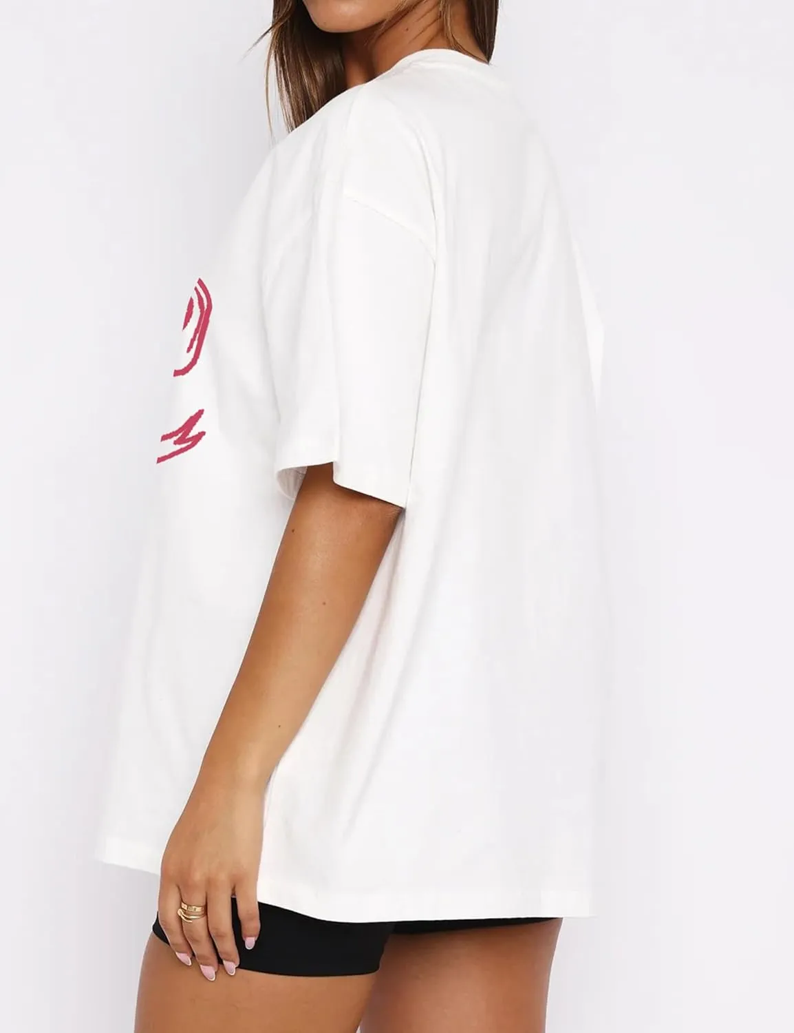 MISSACTIVER Womens Oversized Bow Graphic T-Shirt Drop Shoulder Short Sleeve Graphics Tee Shirt Casual Outfit Going Out Top