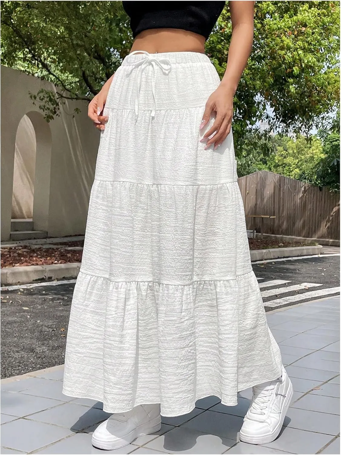 WDIRARA Women's Tiered Layer Ruffle Hem Maxi Skirts Low Waist Woven Casual Flowy A Line Skirt